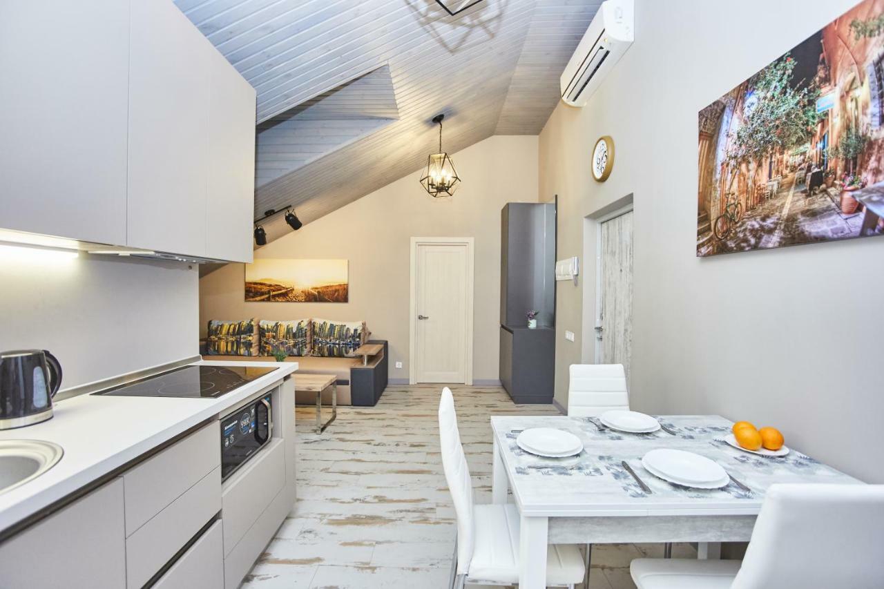 Luxury Apartment In The Heart オデッサ エクステリア 写真